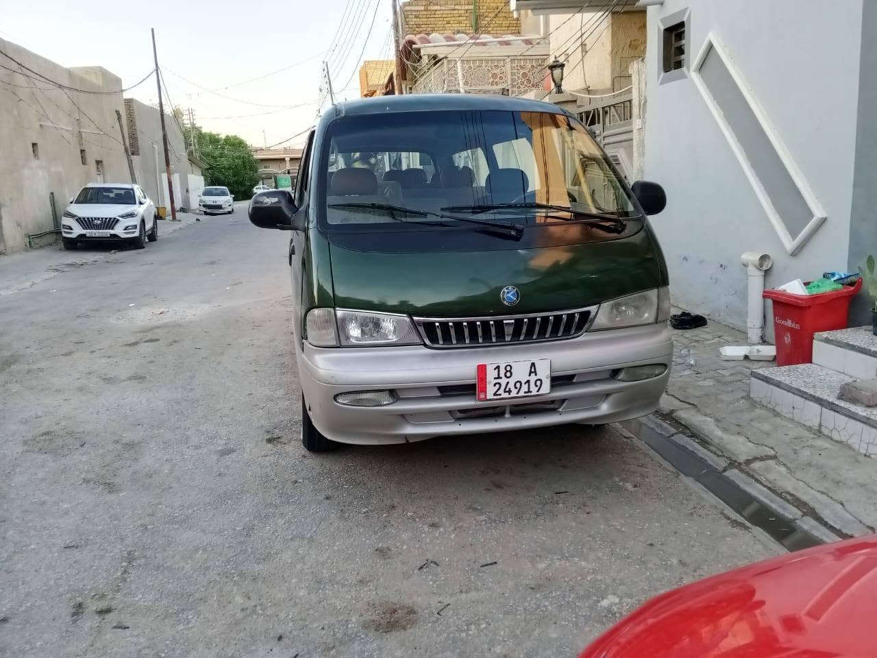 السلام عليكم سياره للبيع
موديل 2001 بسمي سنويه لل 31
مكينه 300سوبر تجفته جديدا كير والكسل نضيفات 
مصبوغا بدون ضربا 
مكاني نجف 
السعر 67ورقه لاستفسارتصل ***********
