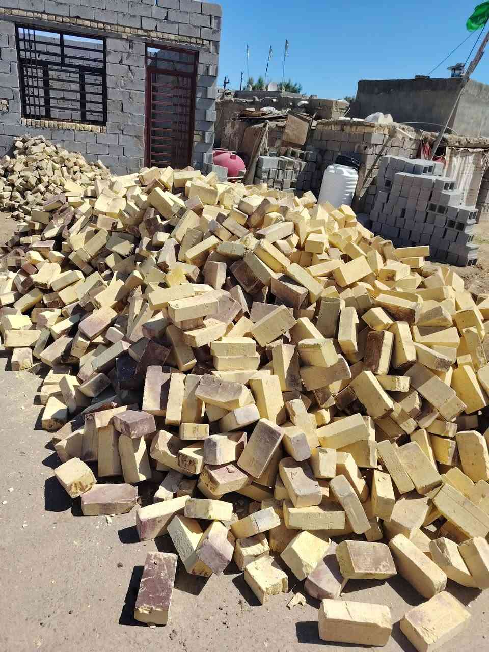 يوجد طابوك عكيل قالب وقوه بس بيه جويه ولسعر زين تواصل خاص


**إذا كنت صاحب هذا الإعلان وتريد حذفه لأي سبب، رجاءا أرسل رسالة إلى الدعم الفني**