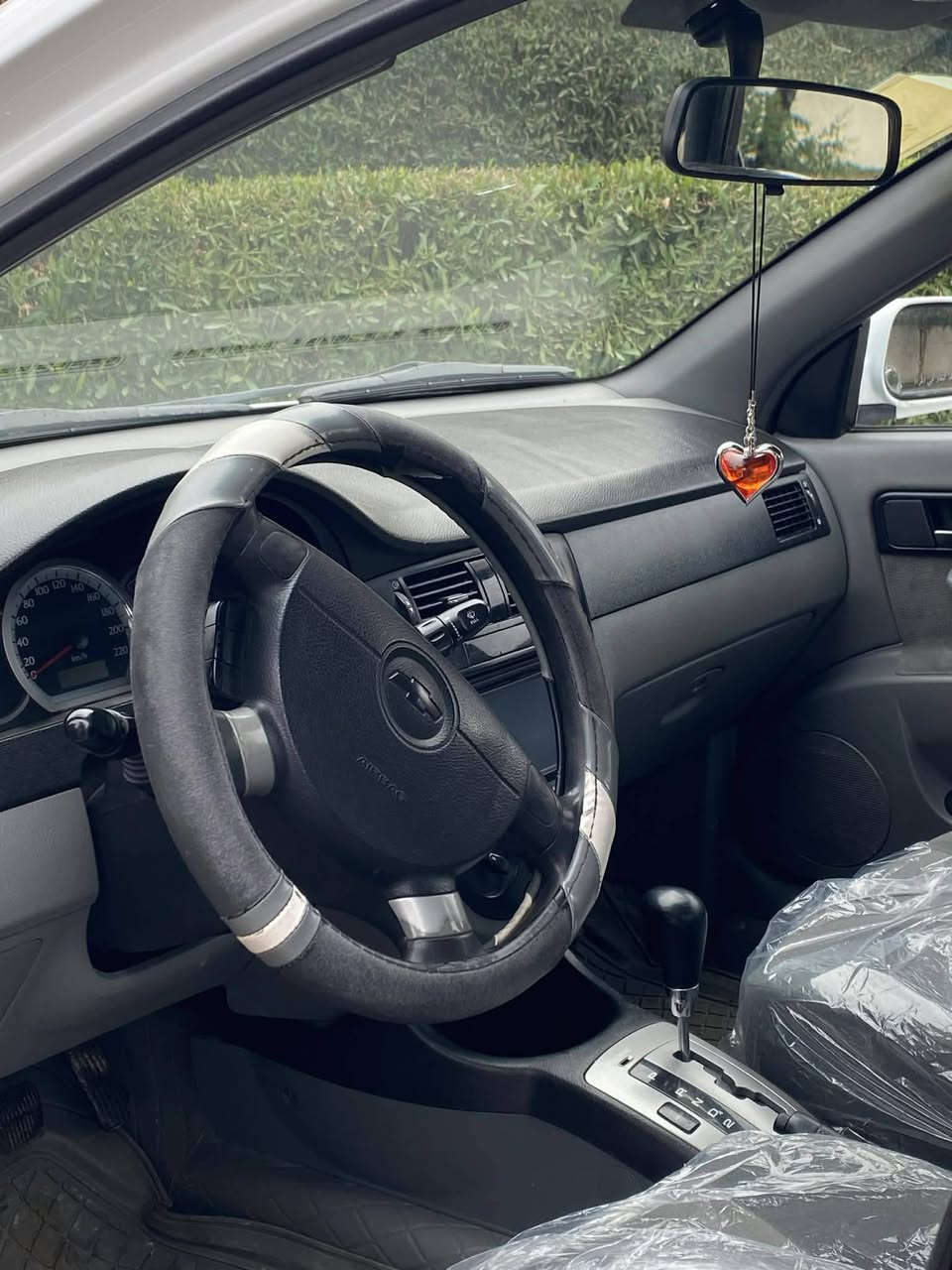 اوبتراا خليجي موديل 2011 رقم دهوك الجديد سنويه جديده بااسمي شرط التحويل.. كير  توماتيك جامات كهرب تحكمات استيرن قفل مركزي تبريد ثلج...سياره وضع شركه..بيها صبغ بالداير مال الجاملو الامامي...السعر 89 العنوان موصل الايسر حي المزارع طريق دوميز مقايل مستشفى السلام...للاتصال على الرقم ***********
