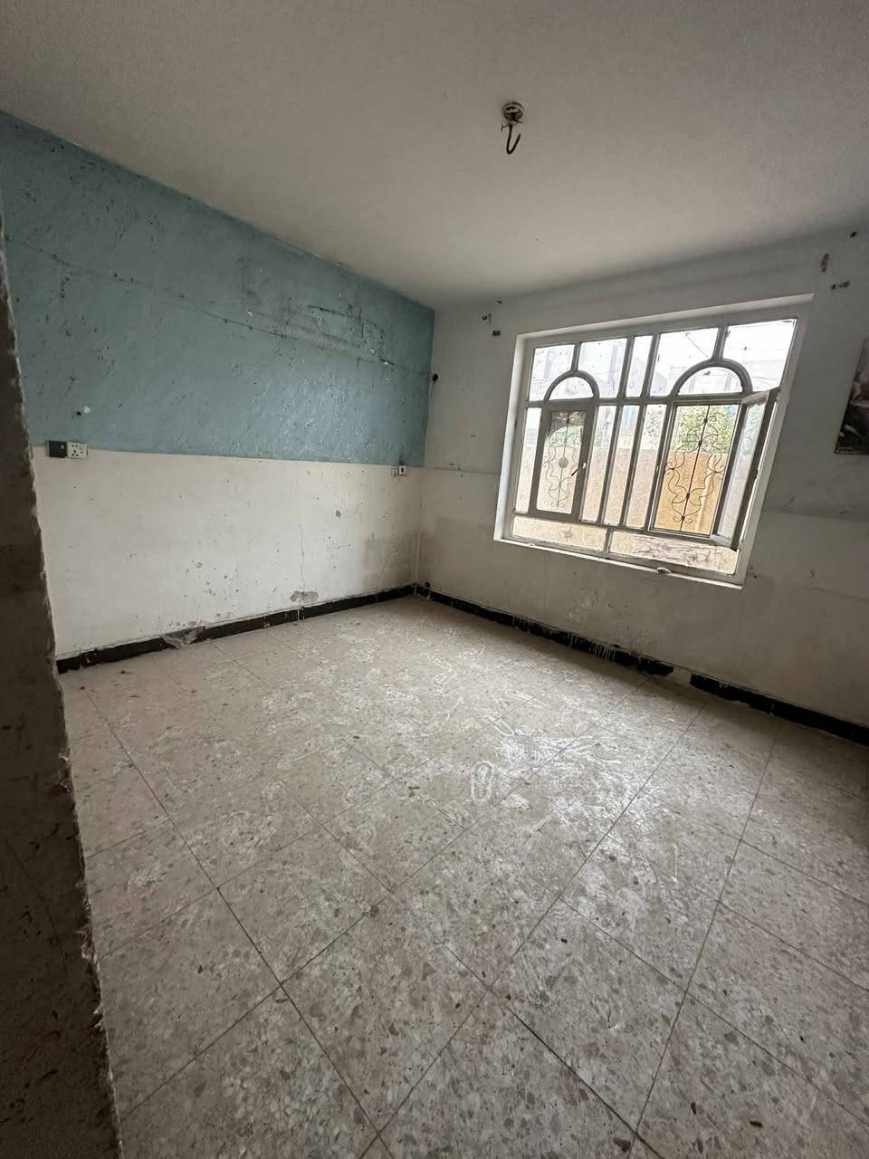 السلام عليكم مكتب عقارات الشمس  مقابيل المستشفى التركي !!!
                         بإدارة ((أحمد الگريطي))
                    
    ☎️***********
                        ☎️***********

🏠دار للايجار مساحه ١٠٠م طابقين يحتوي على غرفتين وصاله وكليدور ومطبخ ومجمع صحيات ومخزن وسطح

⁦^⁠_⁠_⁠_⁠_⁠_⁠_⁠_⁠_⁠_⁠^⁩⁦(⁠◍⁠•⁠ᴗ⁠•⁠◍⁠)⁩⁦(⁠◍⁠•⁠ᴗ⁠•⁠◍⁠)⁩⁦^⁠_⁠_⁠_⁠_⁠_⁠_⁠_⁠_⁠_⁠^⁩

🌏الموقع حي الامام قرب بيت ابو الطوبه قريب جدا عن شارع 60

⁦^⁠_⁠_⁠_⁠_⁠_⁠_⁠_⁠_⁠_⁠^⁩⁦(⁠◍⁠•⁠ᴗ⁠•⁠◍⁠)⁩⁦(⁠◍⁠•⁠ᴗ⁠•⁠◍⁠)⁩⁦^⁠_⁠_⁠_⁠_⁠_⁠_⁠_⁠_⁠_⁠^⁩

💰💸قيمه الايجار 350

‭
