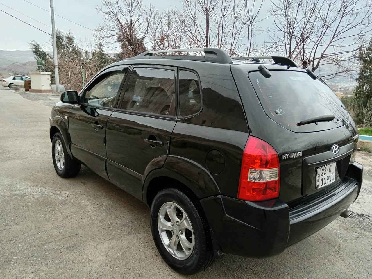 هۆندا تۆکسۆن مۆدیل ٢٠٠٩ ناو زەردو شاشە ئایپاد ڕەقەم و سەنەوی نوێیە کۆبۆنی بەنزینی هەیە گێڕوو مەکینە بەشەرت دوو پارچەی بۆیاغە بێ داخیلی زۆر جوان و توندوو تۆڵە سعری ٩٧ وەرەقە 
***********
*********** كويسينجاك, أربيل
