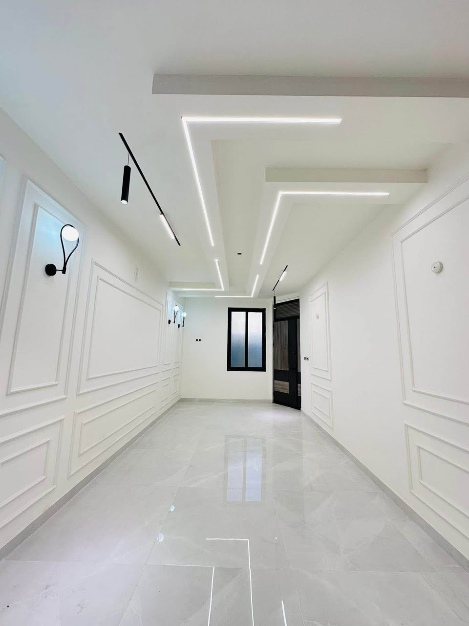 دار للبيع في النجف الأشرف حي الجامعة 
قطاع٢٦ خلف مدينه المائيه شارع ١٥
مساحة الدار ١٥٠م vipطابقين بناء هندسي 
اربع غرف نوم مودرن 

للاستفسار مراجعة مكتب الدر او إلاتصال ع الأرقام المذكورة 
*********** حسين الأعسم 
يتوفر واتساب 

#نستقبل_عروظكم_العقارية_في_كافة_احياء_النجف_الاشرف_اهلاً_وسهلاً #followersreelsfypシ゚viralシfypシ゚viralシalシ النجف, العراق
