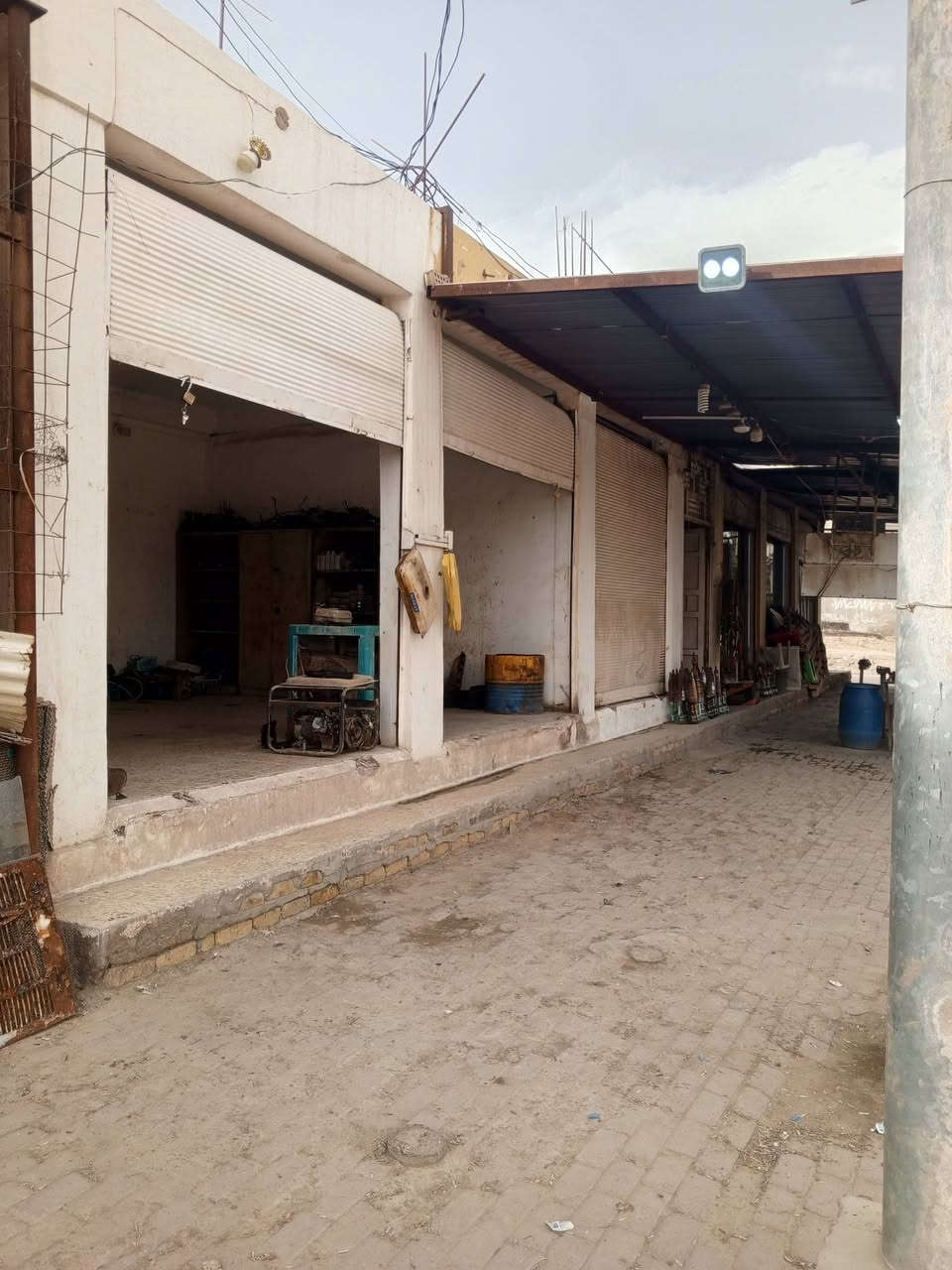 🚨 سؤال لأهل المنطقة 🚨
منو مولدته هالفترة صارت تعطل وتدخن وتضعف ووي التشغيل من تشغل مبردتك تضعف وتطفى و تصرف بانزين أكثر من الطبيعي؟ 🤦‍♂️😂
تره مو وحدك…
ولهذا السبب سوينا عروض شهر كامل على تصليح وصيانة المولدات 🔥⚙️
✅ فحص وتشخيص دقيق
✅ شغل مرتب وبضمير
✅ استخدام أدوات أصلية وقطع غيار مضمونة
✅ توفر أغلب القطع الأصلية بالمحل
✅ تصليح يخليك ترتاح مو كل يوم عطل 😎
اللي يلحگ هسه يرتاح بالصيف 🔥
واللي يأجلها… الله يساعده ويصبره ويه الحر 😅
جيب مولدتك وخلي الفحص علينا 👨‍🔧
وإذا بيها مشكلة نكلك عليها بصراحة قبل الشغل 👍
📍العنوان [ العباسيه خدمي حي الرساله مقابل اسواق فاضل الشافعي مجاور كوفي سيد احمد /ورشة الحسناوي لتصليح المولدات ]
📞 للأتصال [***********]
وتعال شوف بنفسك ليش أغلب الزباين يرجعون مرة ثانية 😉⚙️
