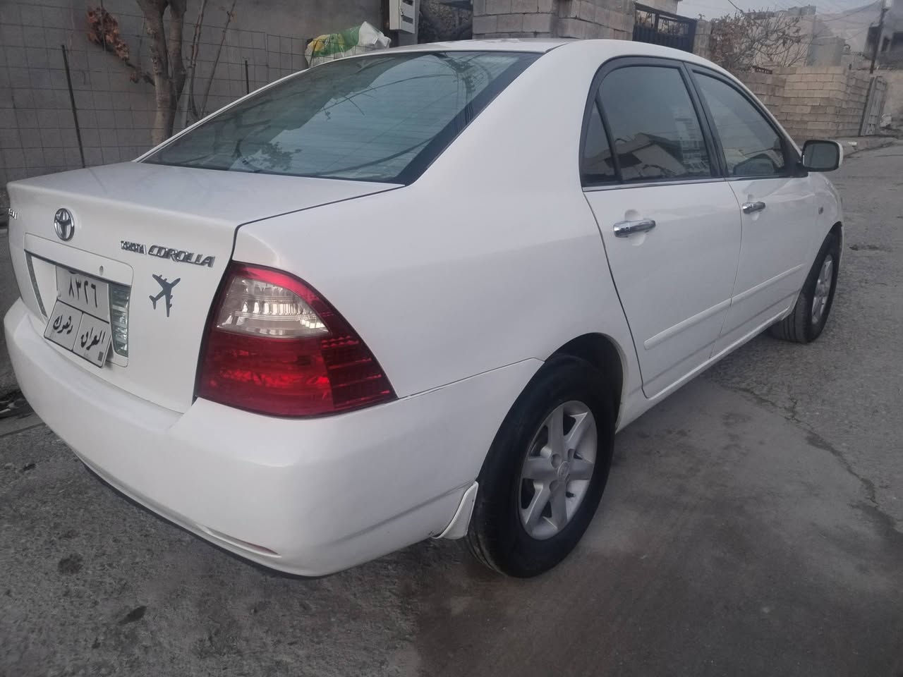 بیکاشۆ 2005 تەماتیک و گەورە 
3پارچەو سەخفی سبوخە تەزرەشی هەیە چەمپەکی خەفیفی پێشەوەی هەیە ناونیشان سۆران 
رەقەم *********** سحڕ 77
