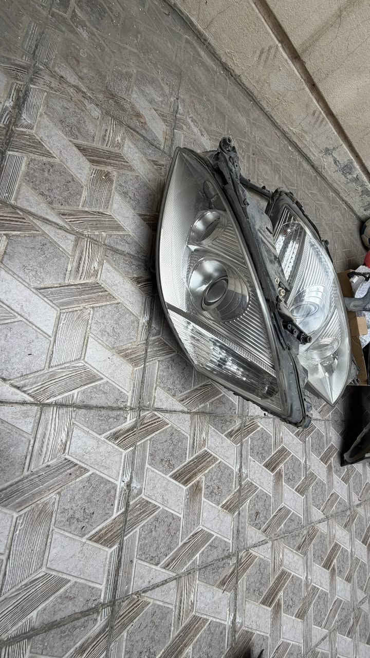 غراض مارسدس اس للبيع شباك نايت فجن ودعامية امامية كاملة ولايتات نايت فجن وزنون كلشي شغال بيهة ومري جانبية كهرباء وجاملغات امامية بس مو كلش نظاف لون اسود بدون شذرة قيم واخذ بالي يرضة الله مكاني بغداد ***********
