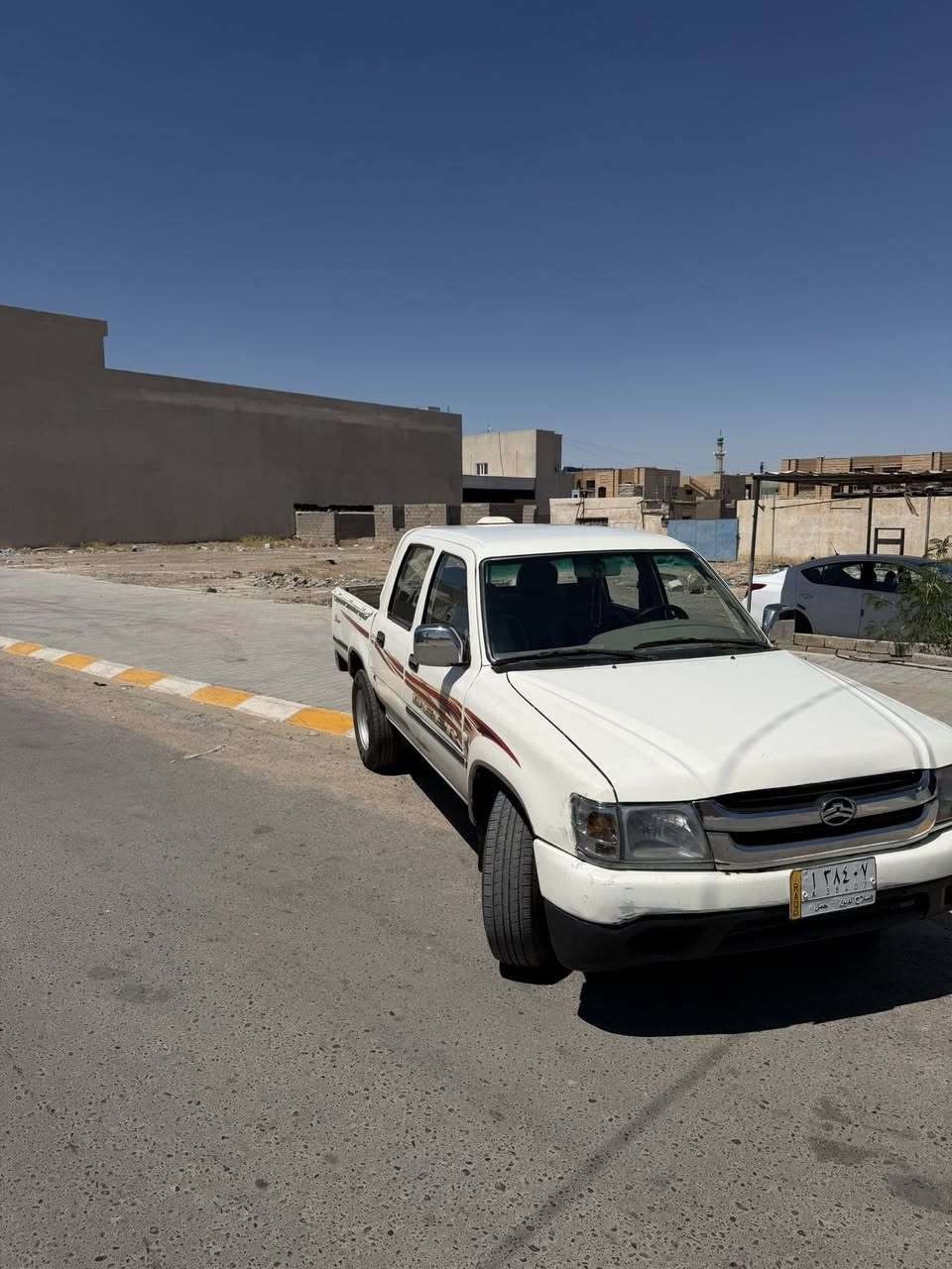 السلام عليكم 
للبيع بكم دير موديل ٢٠٠٦ رقم صلاح الدين
سنوية لل٢٩ 
السنوية باسمي شرط التحويل
هزة بيها جديد
السيارة كاملة من كل النواحية
محرك كير شرط 
حدادية جديد شرط 
صدر جديد
تخم تايرات جديد 
داخلها بلاد شرط 
السيارة حلوة ومكفولة من كل النواحي ما ناقصها اي شي 
السعر 42وبيه مجال 

مكانها تكريت القادسية 

***********
***********
