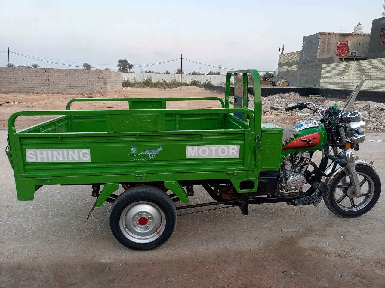 السلام عليكم ستوته للبيع موديل 2023 طالعه 2025 مكفوله من كلشي أوراق اصولي بسمي المكان كربلاء خلف جامعة فريحه ***********
