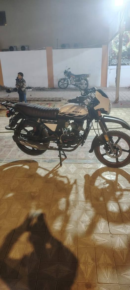 دايون مديل 23طالعه قبل 4اشهر ماشيه 4000 زيرو بعدهي  رقم شمالي اربيل بيه وكاله عامه ناصريه مركز ***********.     مكلف بل نشر الشراي يتصل
