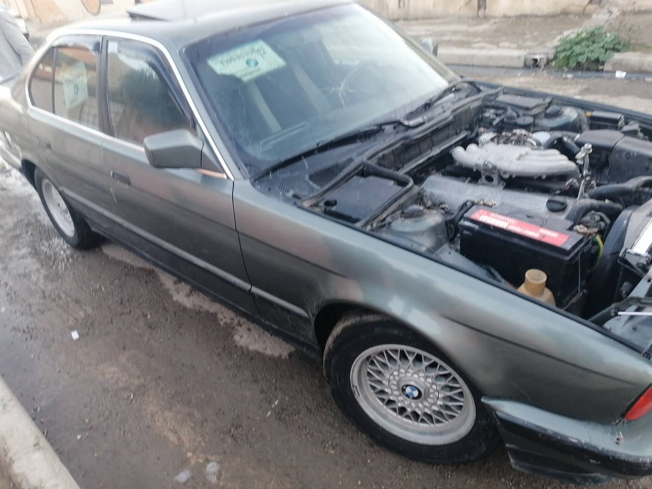 بي ام ٥٢٥ نينوى انگليزي باسمي مصبوغة عام جمالية بلا ضرر مكينه وگير شرط كابون بانزين موجود سعرها ٥٠ وبيها مجال شي قليل ملاحظة اذا مقدمة زينه هم ابيع واقل مقدمة 25 وما اعاملك مرتين اما نقد او مقدمة وكلشي بسعر للاستفسار الاتصال على الرقم ***********
