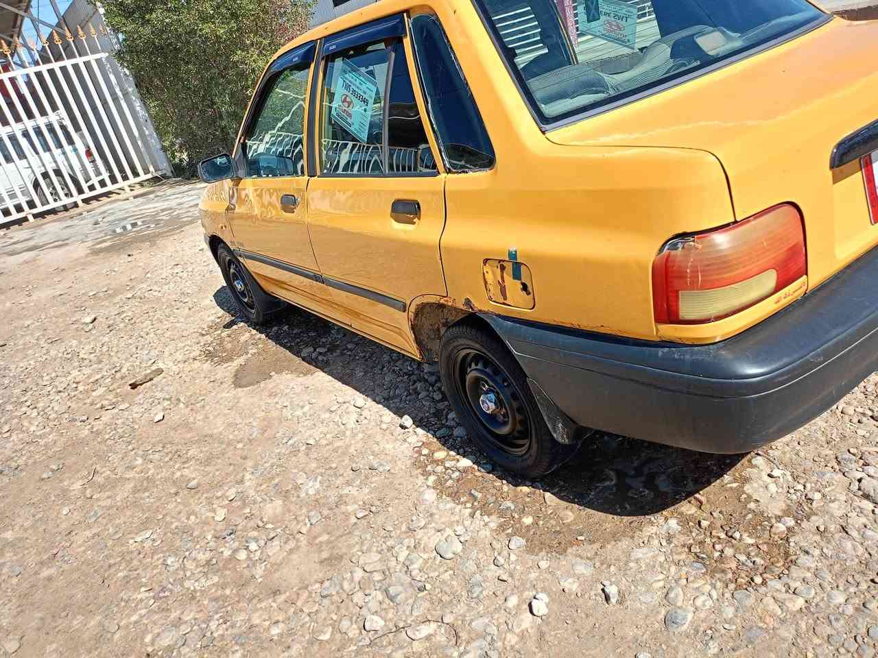 سلام عليكم سايبه للبيع 2011 سنويا مجدده ل 27 رقم بغداد سيارة جاهزة من أي نقص السعر 25 ورقة وبيه مجال العنوان واسط العزيزية ***********
