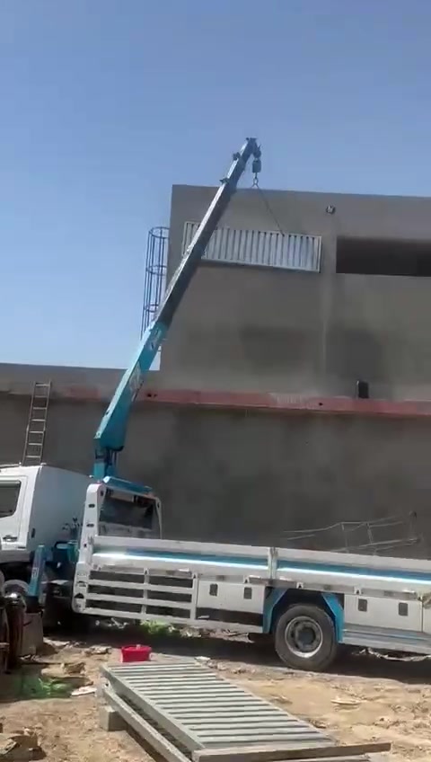 لتاجير الرافعات الشوكية 
والكرينات لنقل والتحميل 
وتاجير الحادلات 
الاستفسار ***********//***********
بغداد
