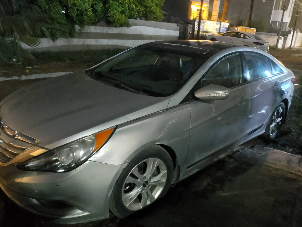 سلام عليكم البيع هونداي سوناتا موديل 2012 بغداد وارد امريكي ثلاث قطع صبغ فقط 2400 جي دي سقف بانوراما السيارة بسمي تحويل ثاني يوم السعر 95 اللاستفسار اتصل على هذة الرقم ***********
