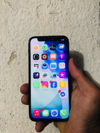 ورحمة وبركاته شباب ايفون ١١ عادي جهاز مكفول بطارية ٨٤نضافه١٠٠/:١٠٠ بس ...
