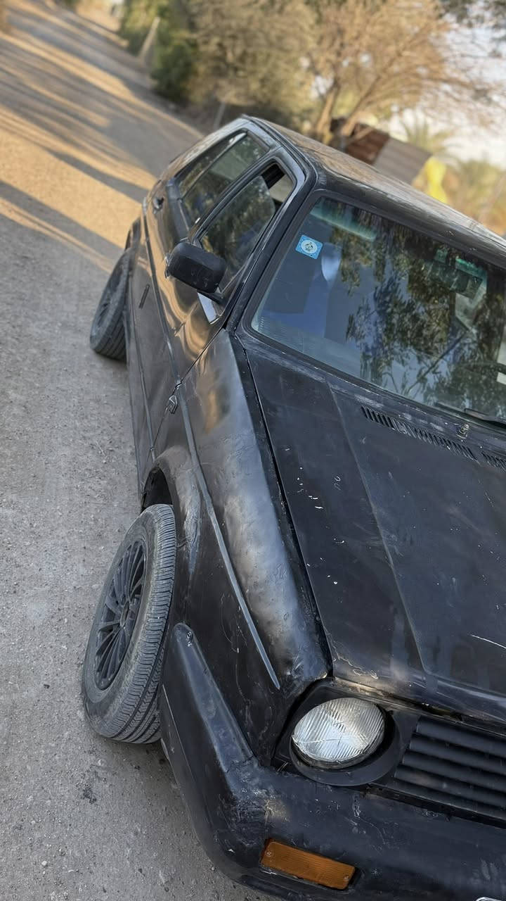 گولف عظم 1991 
رقم انبار دولي 
سنوية 2030
گير اوتو 
محرك 1800 كابريتر 
وارد ياباني تبريد اصل غير شغال 
كشر نظيف بدون خياسات
غرفتها نظيف 
السعر 22 وبيها مجال بسيط
مكانها الانبار -فلوجة- ناحية الصقلاوية
رقم هاتف ***********
