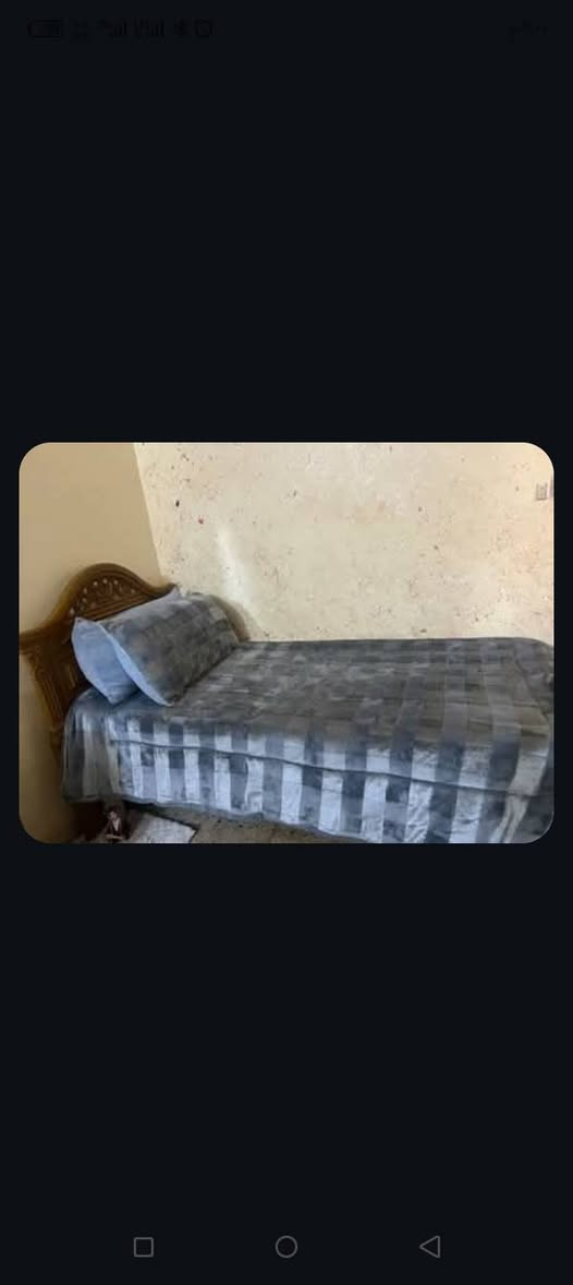 للبيع سعره 350 
مكانه نجف حي الغري ***********
