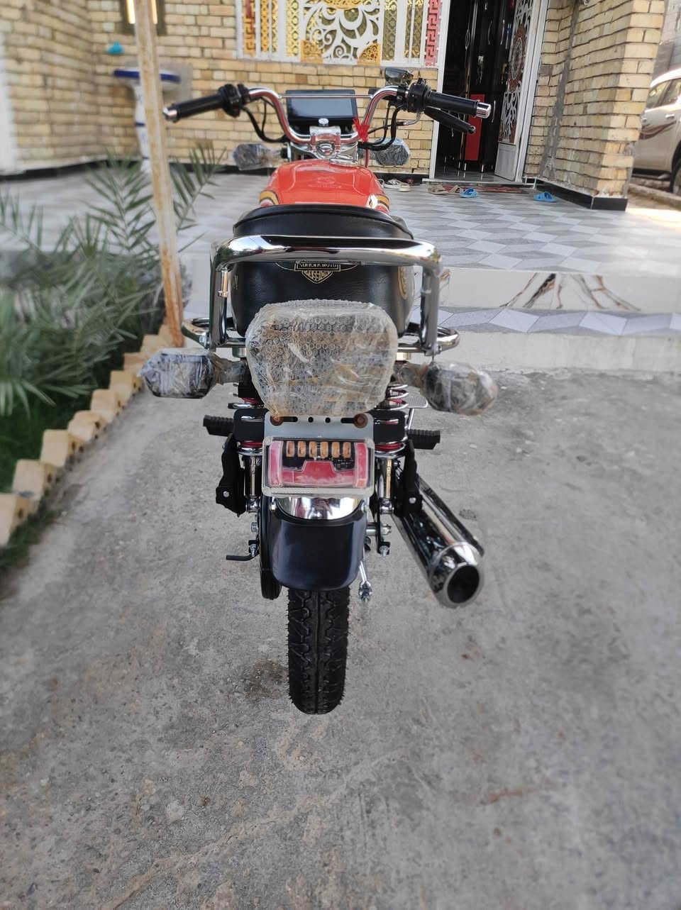 #للبيع دراجه 5 كيـر سونك موديل 25 محرك 200 € دراجه صارلهة شهرين طالعه من المعرض بعدهة جديده اوراق صولي يي نقص مابيهة مكاني بغداد نهروان السعـر 850 وبيهة مجال حك جـيه الرقم *********** واتساب
