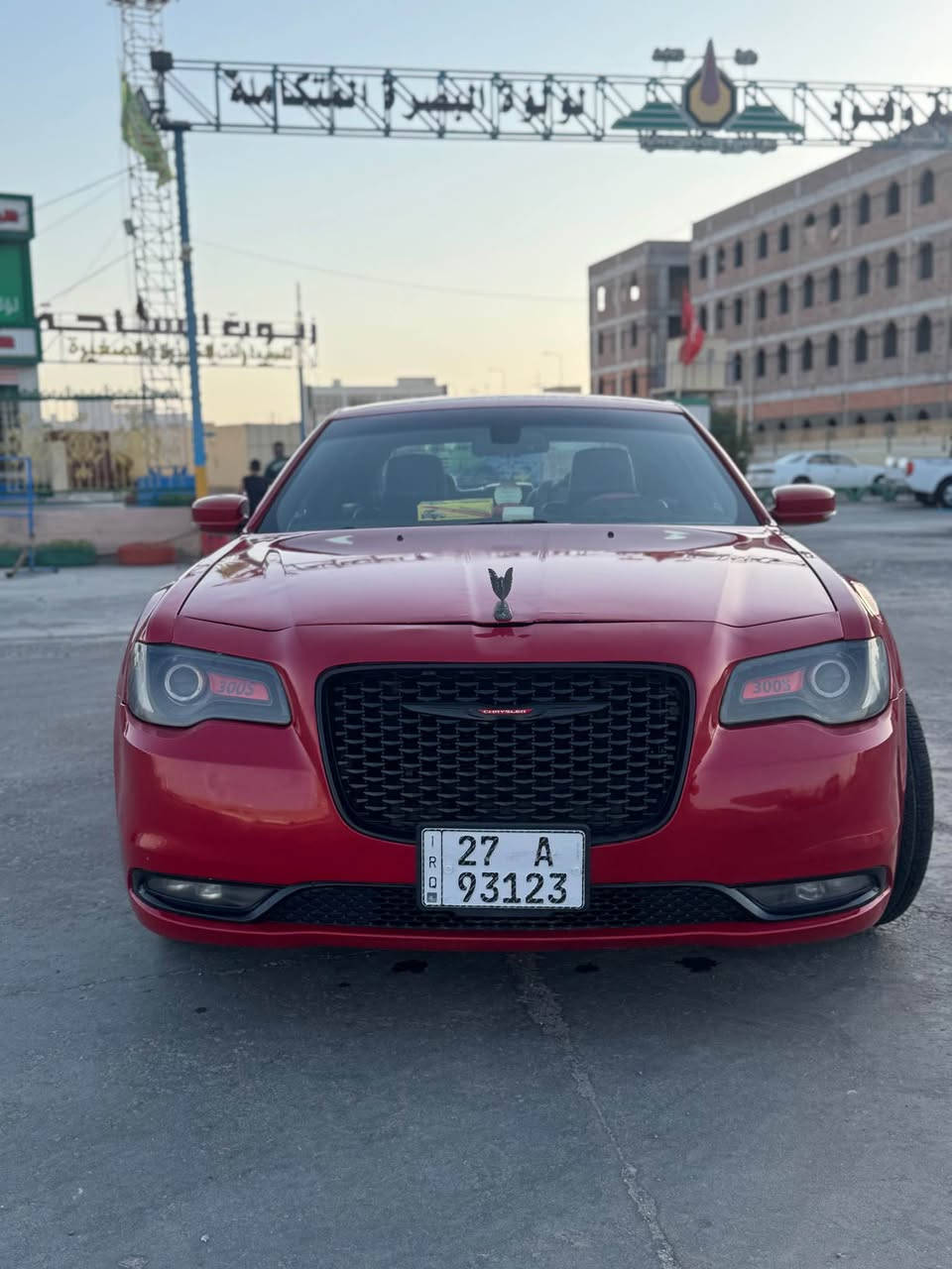 سلام عليكم 
سياره كلايسلر 300 أوباما موديل 2015 S اصل
فور ويل وملغي 
فول مواصفات 1/1
ضربتها اماميه بيها 
تبديل بنيد وجاملغ ورش الجاملغ الثاني
 رادار جانبي
شاشه كبيره 
كشنات تدفئه
شفتات استيرن
اشاير بالمرايه
فتحه بانوراما 
داخل جلد
كشن حضن
 لايتات زينون 
 سستم سماعات 
دمام بل صندوك

ويل 19 بلادي
محرك V6 3600
حداده وتايرات حالتهم جيده
السياره تحويل باسمي المشتري
مكان السياره البصره 
رقم ذي قار 
كفاله محرك وكير
السياره ماشيه 94.000 ميل

السعر 158 بيها مجال

رقم تليفون او واتساب *********** البصرة, العراق
