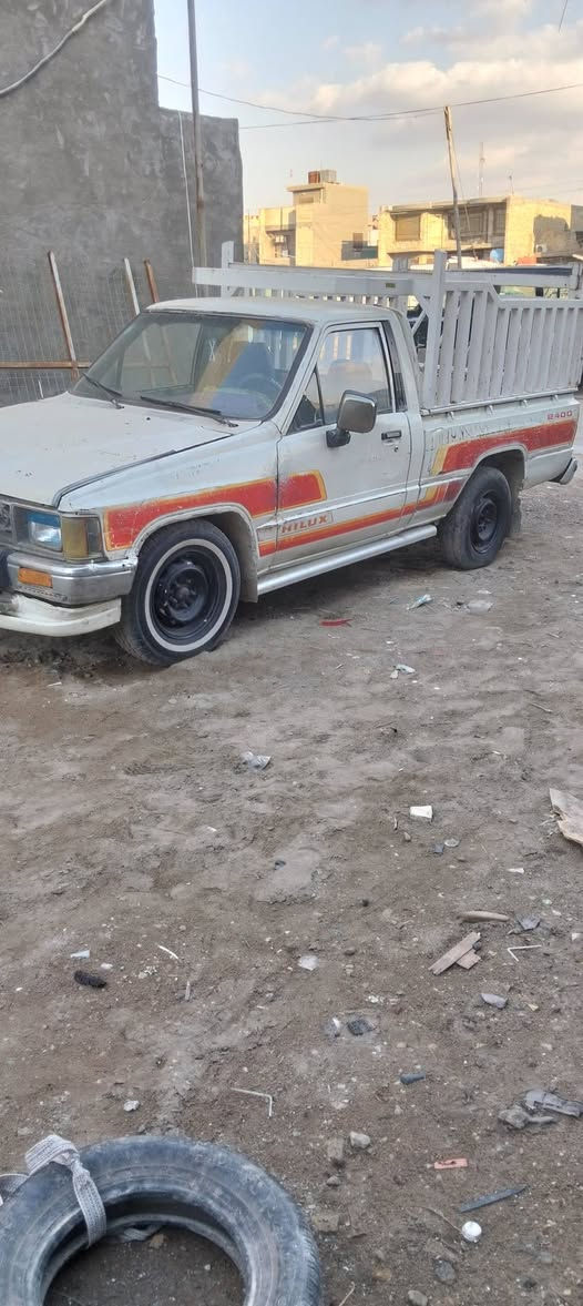 السلام عليكم بيكم تيوته موديل 88 رقم الانبار دولي سياره مكفوله بغداد ***********
