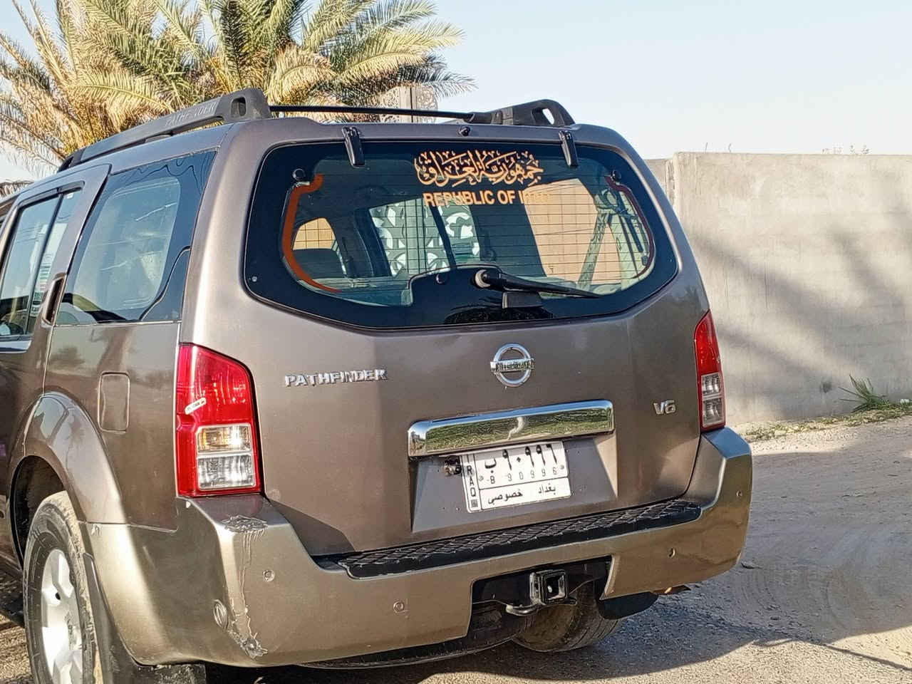 السلام عليكم 
نيسان باتفندر 2006 
جاهزه تبريد تدفئه 
كهربائيات  جاهزه ، سياره كامله لاخر حبايه ربع ما تصرف عليها 
مكينه كير مكفولات ،مكينه 4000 6V
منضومه غاز 80 لتر 
اشارات ترحيب 
تخم تاير جديد 
منضومه لايت زنون (عدسه).
شاشه  اندرويد
دواخل جديده ونضيفه 
رقمي *********** مكاني بغداد فلكه سلمان باك
السعر 80 وبي مجال
