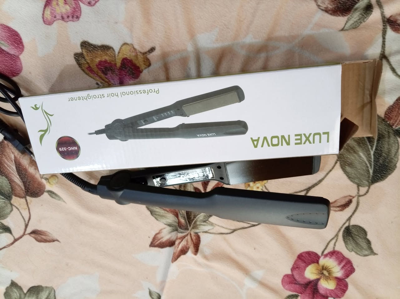 يوجد توصيل
واتساب ***********
