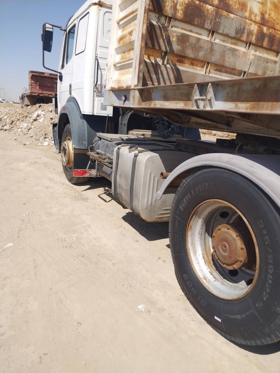 البي مديل 96
مكينه 6
كير كهرباهئ 155
مربوط فلات جوانب متحركه 
رقم بغداد 
شاصي كير مكينه مكفولات سياره جديده ونضيفه 

***********
