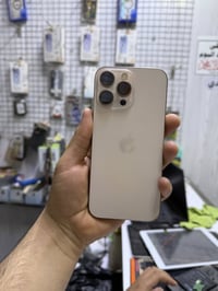 ايفون 16 برو ماكس • ٢٥٦ • الشاشة مفطوره