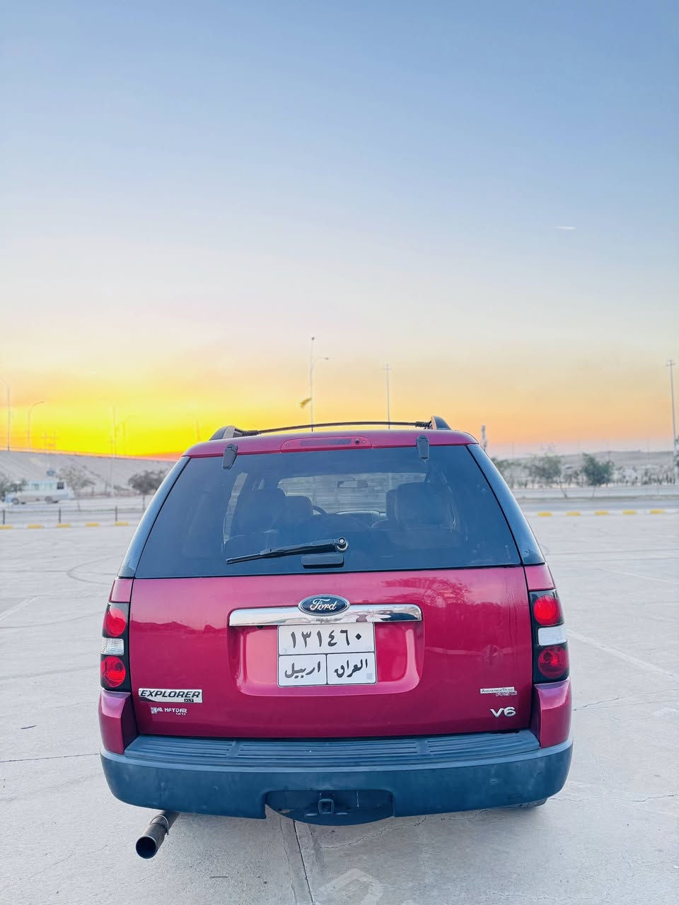 فورد اكسبلورا ٢٠٠٧
بدون ضربة بس باب السكن مصبوغ
مواصفات XLT 4*4 دبل اكسل
شاشة و كاميرة
كير و محرك بشرت 
كهربائيات بشرط
مابي اي عيب 
سيستم بنزين و غاز
بيها بطاقة بنزين و غاز 
تبريت مركزي
شرت تحويل  
سعرة ٨٨ بيها مجال
مكاني كركوك
***********
