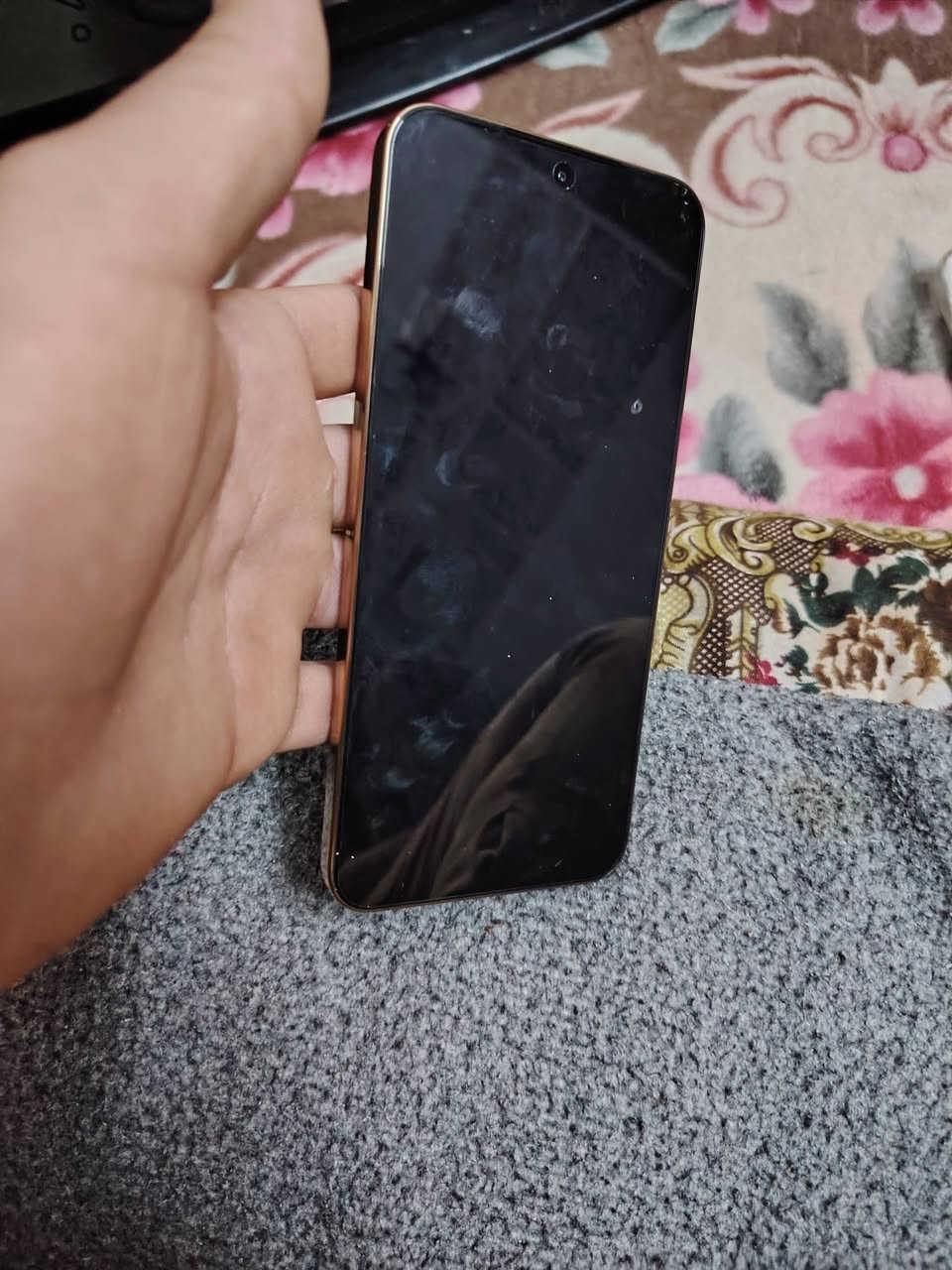 سلام عليكم جايبلكم قطعه اخو الجديد مستخدم يومين هونار x9D قراضو جاهزه ويا الكارتون ول شاهنه 85واط ودبوس الشريها  شرط الجهاز مامفتوح ولا مبدل بي شي ضمان مده الحيه مواصفاتو   الجهاز العامه كامرتو 108ميكه بكسل بطريه عملاقه تجي 8300واط ضد المي ول غبار يجي دبل شريها ويدعم شريحه الكترونيه الجهاز مواصفاتو عملاقه يدعم الذكاء الاصطناعي سعرو380وبي مجال شي بصيط   الي عاجبه الجهاز هاذه رقمي للستفسار كوراك ***********اسيا***********
