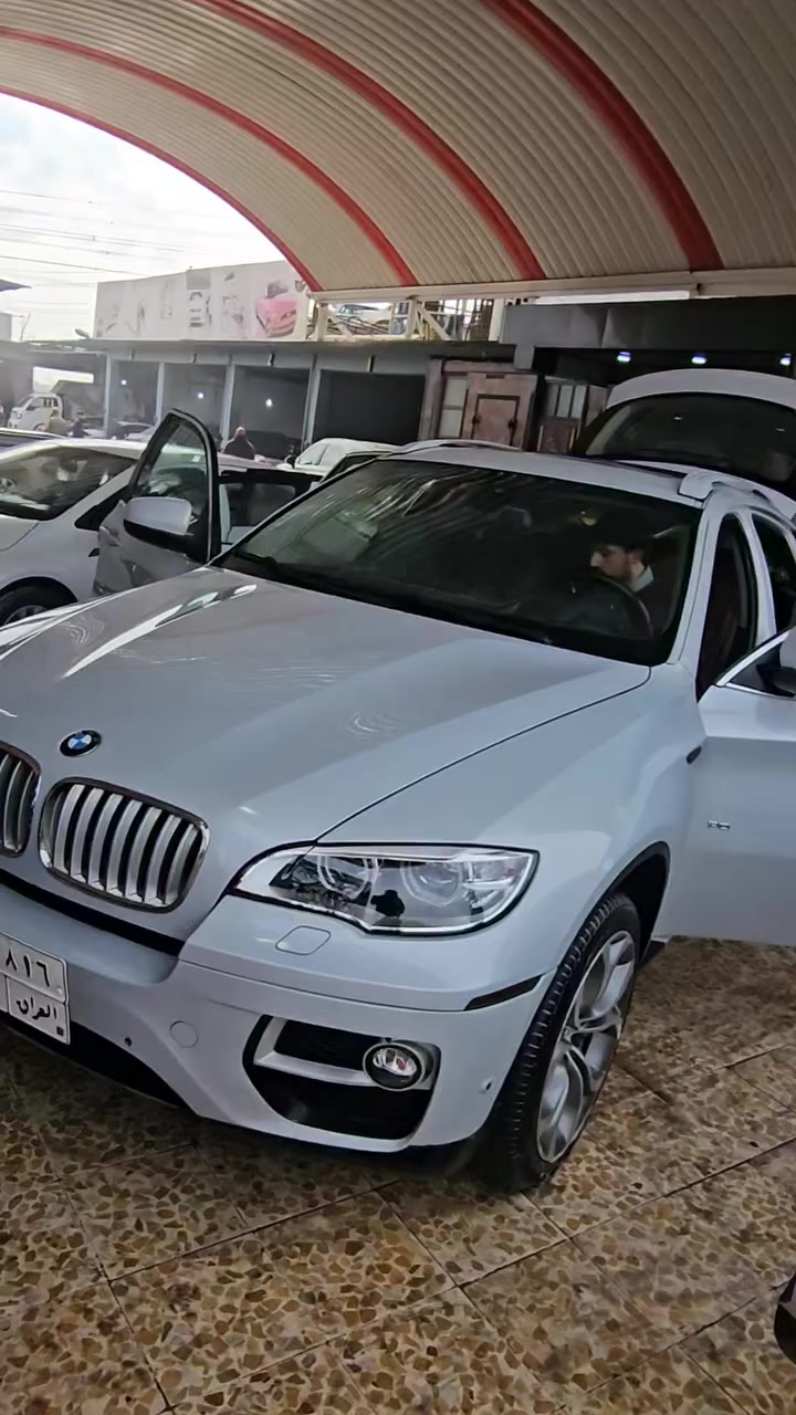 سلام عليكم اخوان السعر 125
X6 2013 50i x drive فول مواصفات
احلى x6 راح تشوفها بالواقع اجمل بكثير
السياره مصبوغه عام صبغ درجه اولى ب ١٣ ورقه 
حادثها مبين بالصوره مبدل قماره شرط الشغل بلاد و السياره كدام العين كاعده فول ١/١ 
السياره تمشي بس انطيك المحرك فحم حتى لا تكلي طلع هيج و هيج
تجي تشوفها تقتنع و تاخذ
نواقصها بيها خربطه بالمحرك يطلع جيك انجن الكبير بس 
و برمجه frm الباقي كله شغال و حلو 
السياره ما عندي مجالها و محتاج اريد ابيع 
انطيك وياها غراض محرك كامل مفتر يطغ تسوي ادوات الك 
و هوايه شغلات تفيدك اذا ترتبها اخوان السياره كلش حلوه بس والله مجال ما عندي و صاحب السياره سكن دهوك يحولك شوكت ما تريد


**إذا كنت صاحب هذا الإعلان وتريد حذفه لأي سبب، رجاءا أرسل رسالة إلى الدعم الفني**