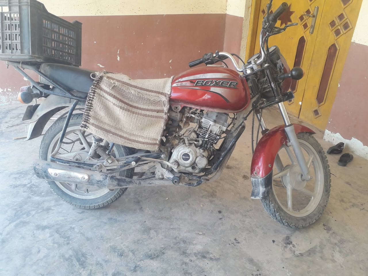 موتور بوكسر للبيع موديل 18 اوراقه كامله العنوان ديالى المقداديه، ***********
