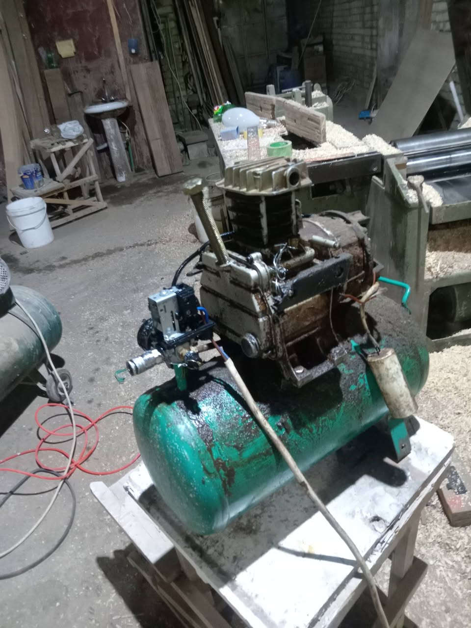 حداده ايطالي منشار مع عدد ايجار للبيع الكل سعر مليون 650
عنوان نجف
***********
08701158430
