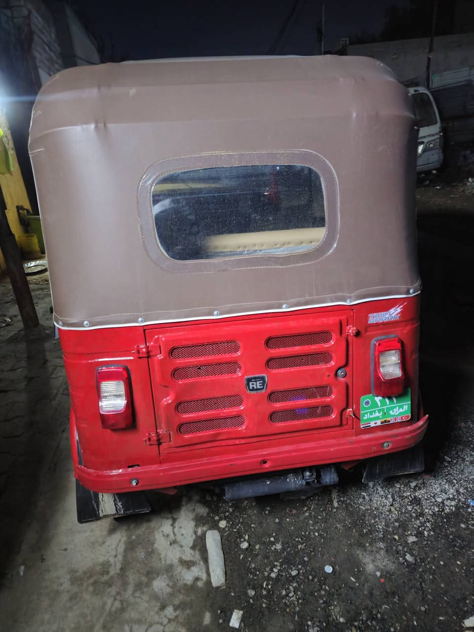 سلام عليكم تكتك ٢٠١٨ اوراق كامله
مكينه خير من الله تكتك معمره عام السعر ٤ونص وبيها مجال
المدينه تقاطع الكياره  ***********
