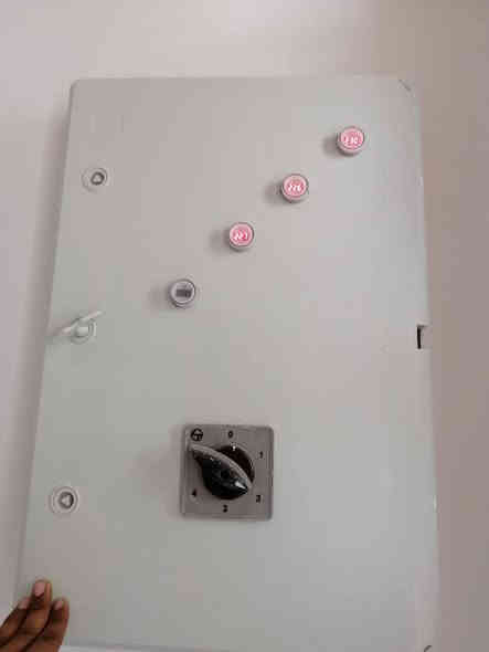 ياالله الكهربائي الكافت التئسيسات الكهربائيه ناصريه مركز كادر متكامل تواصل *********** وتساب
