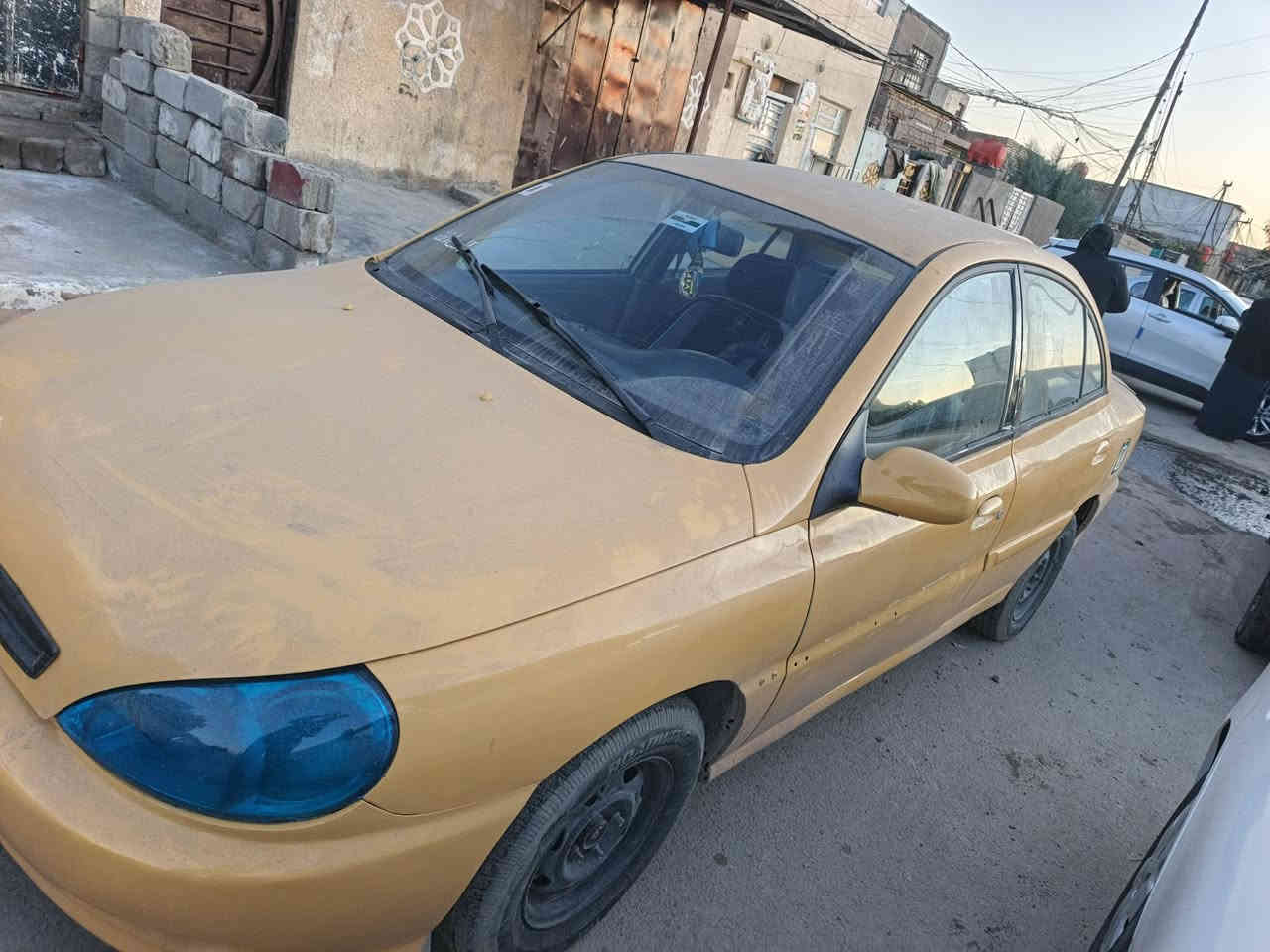 السلام عليكم كيا ريو موديل 2000  تريد وكاله تريد تحويل جاهزه ع اخر حبايه كير مكينه تبريد شرط ترايك للبصره مكان السياره بغداد الدولعي رقمه نجف السعر 35$ وبيه مجال بيع او مراوس ***********
