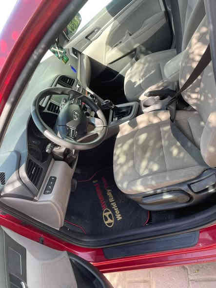 سلام عليكم النتر موديل 2019 امري سيارة جديده تخم  تايرات وصدر امامي وخلفي  وهزه وسنويه ال 2031 وبسمي وتحويل مباشر  بغداد العبيدي والسعر مناسب. 136 *********** بس عل واتساب وجود وترهم مراوس  النتره  رقم شمالي صابونه
