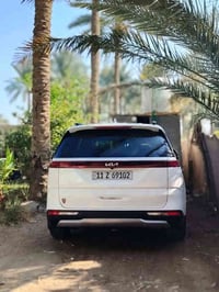 كيا كرنفال 2023 كفاله عامه فول موصفات  السياره مشيه43الف  10,راكب   كش...