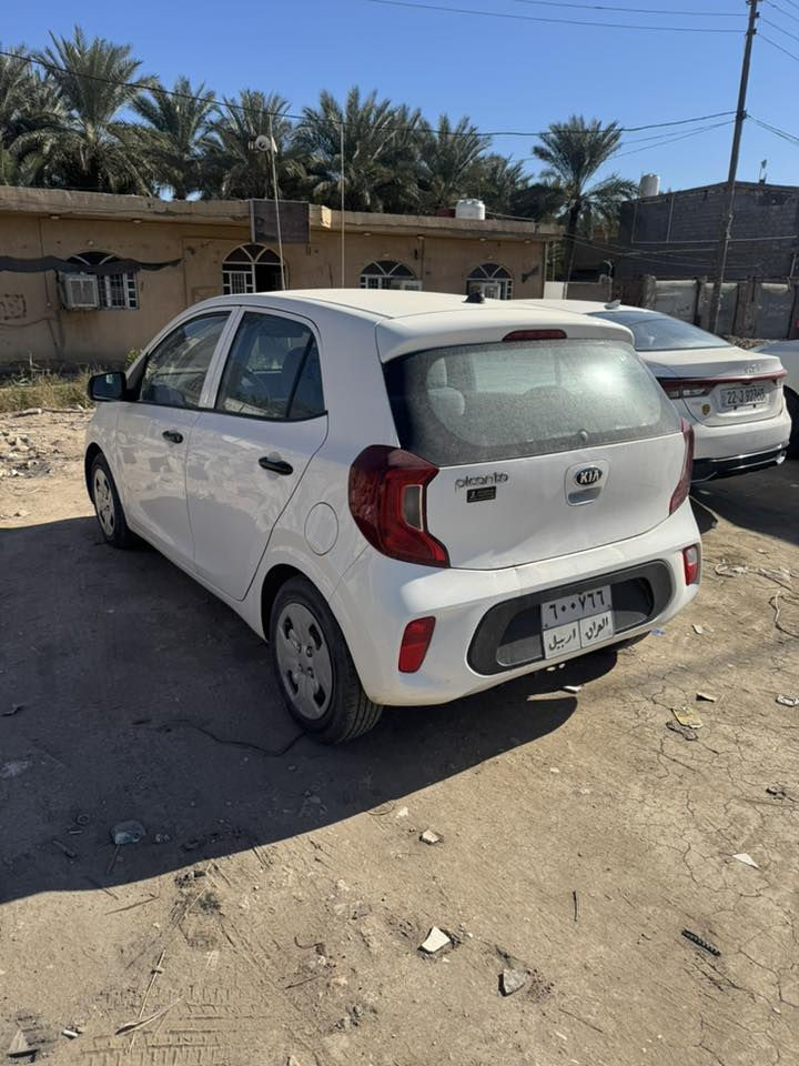 السلام عليكم
بيكانتو موديل 2020 بيه صبغ بابين 
وباب بارد 
سعره 90 وبيه مجال 
***********
