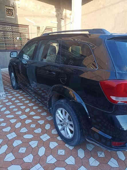 السلام عليكم جورني 2016 ستة سلندر بسمي رقم دولي بغداد 7 راكب 3 قطع تبريد ماشية 94 السعر 128 صور الحادث سونار مرفق جاملغ وبنيد  بدون دواخل  مكاني ديوانية متواجد خاص 
الرقم *********** 
السيارة عايزة حدادية فقط
