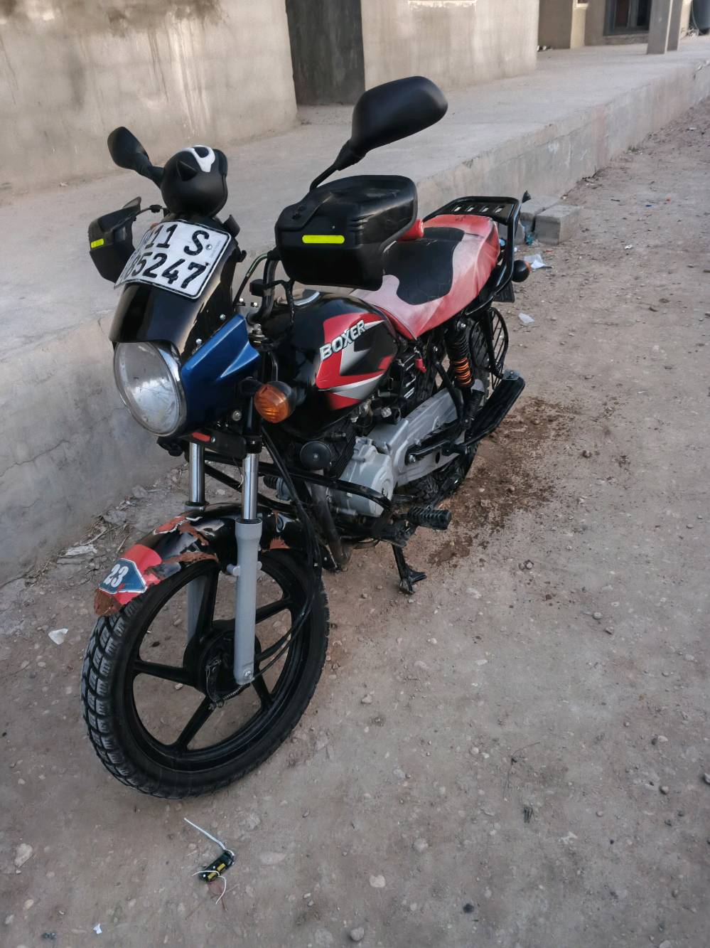 دراجة بوكسر موديل 2022 رقم بسمي تحويل ثاني يوم مكينة مجفتة السعر 1650 العنوان بغداد المحمودية 