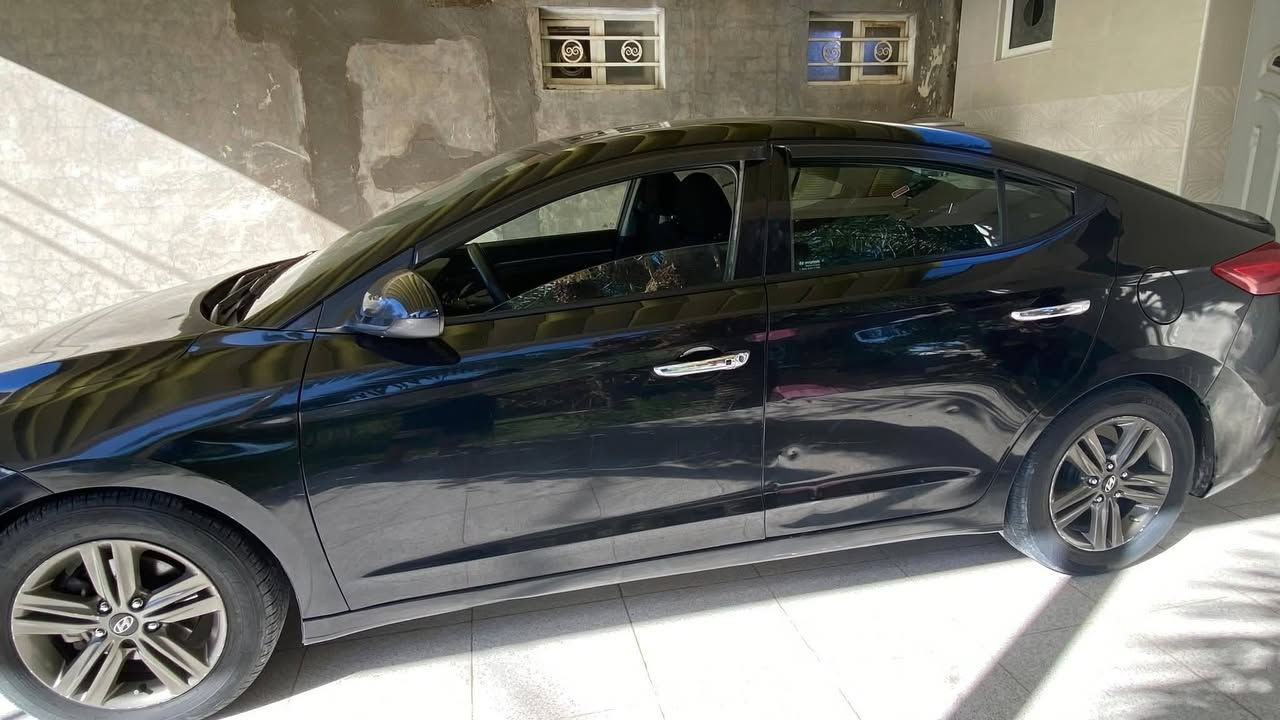 النترا موديل 2018 وارد أمريكي  بغداد بسمي رقم انكليزي هزه جديده تحويل مباشر ماشيه 118سنويه لغاية 2027 السعر المطلوب 115بيه مجال قليل سياره مامتعوبه مال بيت مامشتغله تكسي السونار مرافق بالمنشور الاتصال *********** العنوان بابل الإسكندرية الحصوه
