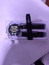 ساعة حجم كبير • ٣ سيور • اتصال كامل