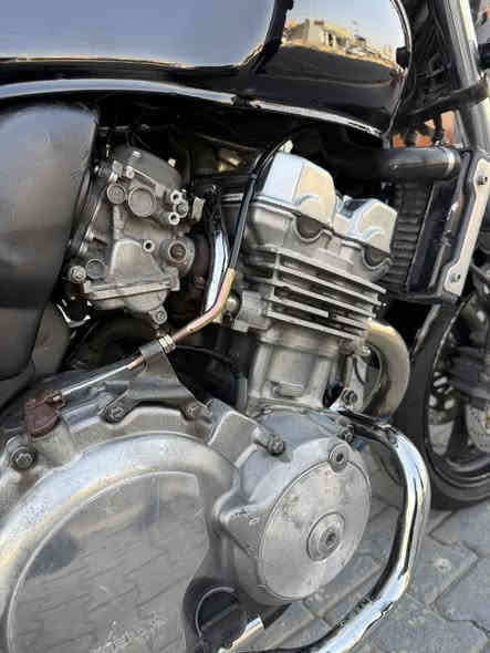 سلام عليكم للبيع 
سيبي فور جيل اول
موديل 1997
دراجه لوك 
مكفوله كفاله عامه نكره سلف بكل وقت
دراجه جديده بمعنه الكليمه احلا من صور 
أوراق موجود 
سعر 17 بيهه مجال للشراي 
مكاني كركوك 

***********📞
***********📞
