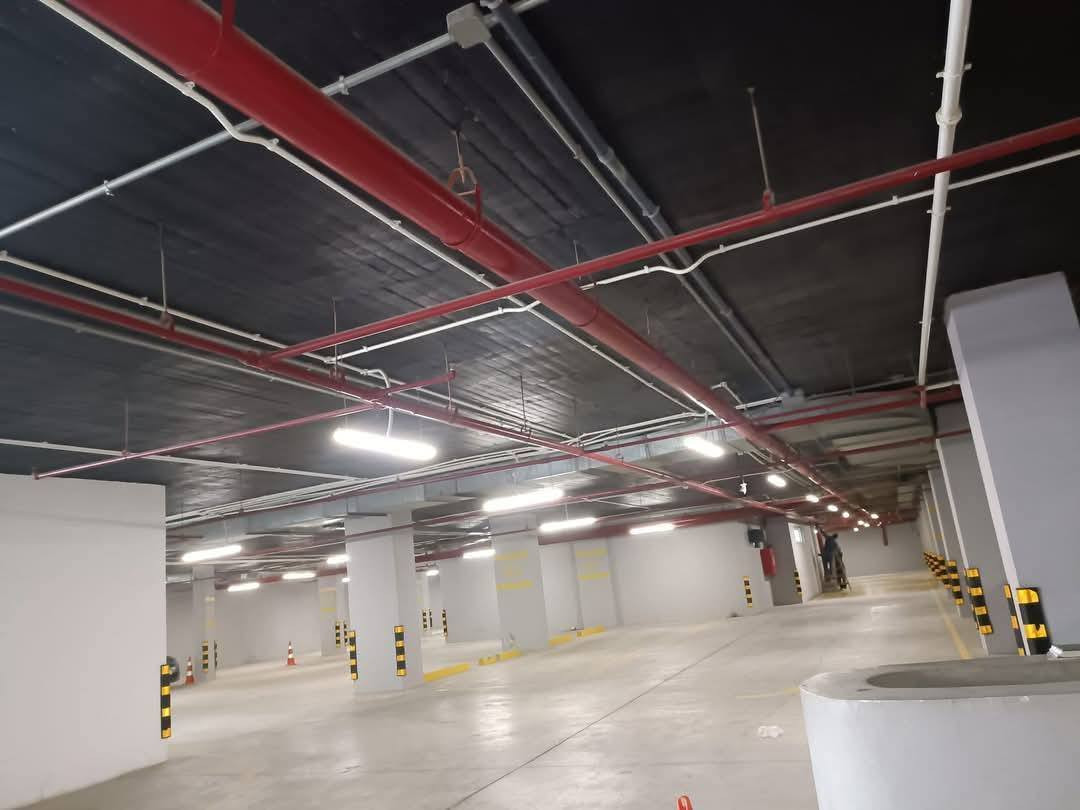 إلى جميع الشركات وأصحاب المولات والمستشفيات ومجموعة السكنية يتوفر لدينا فريق ومعدات اختصاص في تنفيذ جميع مشاريع منظومة إطفاء الحريق و منظومة التكيف والتبريد لطلب والاستفسار التواصل على الواتس ***********
