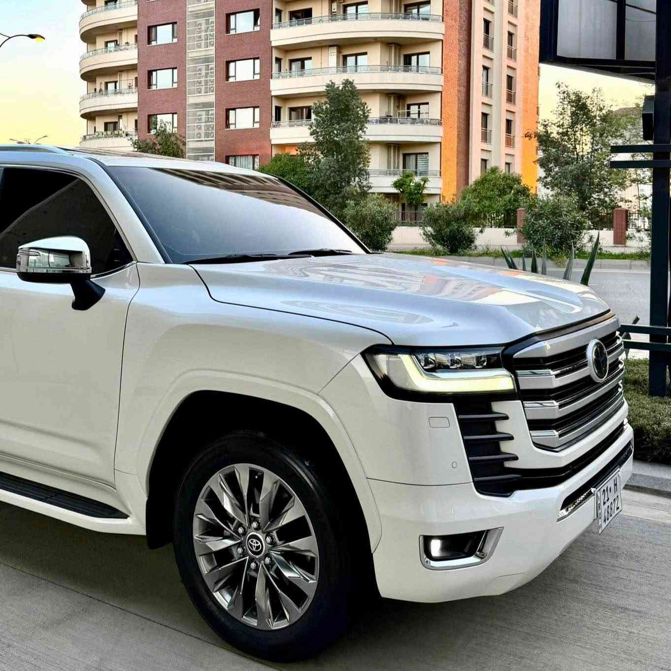 Land cruiser 2023 VX
36,000 KM📦
 لاندكروز  VX  
الضمان تيوتا العراق SAS 
(سياره بدون بدون موراوس )

‎سنة الصنع: 2023
‎ضمان شركة SAS
كل غراض بلادي موجود
٥ كاميرا 
ماشييه  36  الف  كم 
‎المواصفات :
-المصابيح:  LED
-كاميرا  360
-رادا أمامي خلفي جانبي
-نظام الصوت JBL
- محرك 6 سلندر تنفس تبيعي
‏‎- فتحة سقف ( سلايد ) 
-٣ شاشات 
- شاشات ترفيه خلفية
‏‎- مقاعد جلد-تدفئة-تبريد
‏‎- مقاعد كهربائية 
- مقاعد امامية تبريد 
- ⁠تبريد وتدفئة امامي خلفي 
‏‎- بصمة الابواب 
‏‎- صندوق كهربائي
‏‎- مصابيح LED و زينون
-7 راكب 
-شحن واير ليس 
-حساس امامي خلفي 
‏‎- حجم العجلات 20 inch 
مكفول كفاله عام كلشي مابيها بل باكيت

مكفولة كفالة عامة من الدعامية إلى الدعامية
‏‎ بدون صبخ .بدون بارد  ،بدون رصعات ،بدون حتى شخط
‏‎دعاميات هم بدون صبغ ،رمل مابي ،لحية بدون صبخ ..بقية كلها بشرط

محرك كير بشرط مامفتوح
‏‎سيارة حيل نظيفة كلشي عل بلاد لوك
‎سنوية زنكة كلشي جديد مدفوع لـ2030
‎باسمي السنوية بشرط تحويل و خرامة 
‏‎سيارة مابيـها دينار مصرف كامل من كل نواحي
رقم شيمالي   سلیمانی

نفسي يوم /تحويل و وكالة حاظر 
مكانك /داخل سليماني
سعر 675$
- ⁠***********📞 السليمانية, العراق
