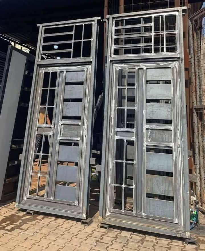 معمل احمد الحداد لعمل كافه اعمال الحديد 
والامنيوم محجر كاونتر المنيوم  الاسعار حسب الموصفات ونوع الحديد للاستفسار اكثر التواصل على ***********واتساب 
***********
