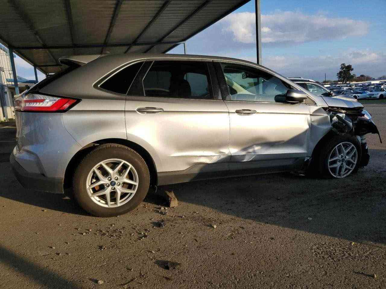 ford edge SEL2022
بصمة ودخول ذكي
لايت زينون
بلاجكتور زينون
شاشة كبيرة وكامرة خلفي
سيارة ماشية 69 الف مايل
ضرر جاملغ امامي طرف سكن بدون دواخل و باب بيها تعديل بارد
رقم اربيل 
سعر ١٥٧ ورقة بيها مجال 
مكان السيارة اربيل
رقم التلفون 0️⃣7️⃣5️⃣0️⃣7️⃣3️⃣8️⃣2️⃣8️⃣5️⃣8️⃣
رقم الشاصي  2FMPK4J97NBA55883 أربيل, العراق


**إذا كنت صاحب هذا الإعلان وتريد حذفه لأي سبب، رجاءا أرسل رسالة إلى الدعم الفني**