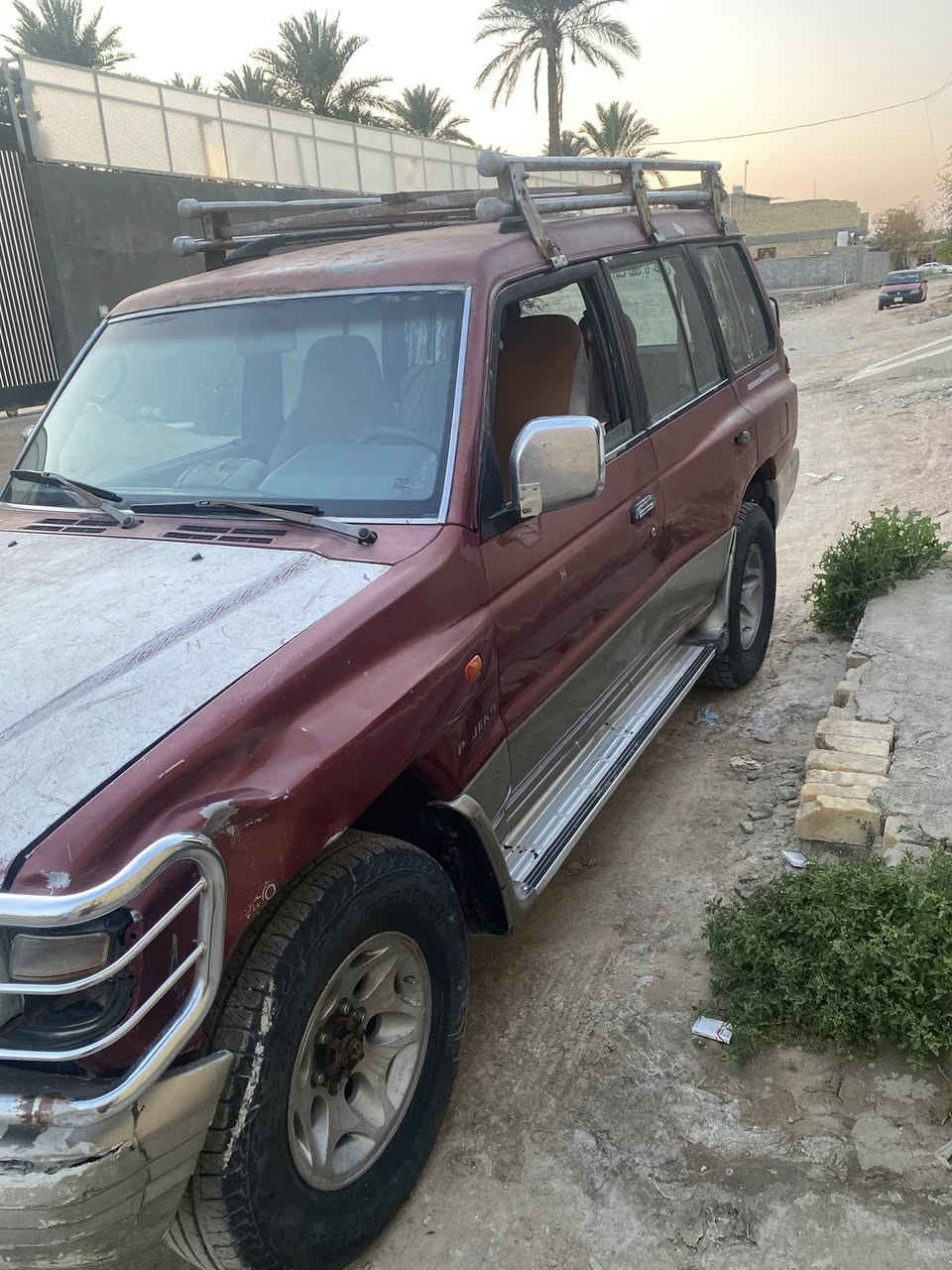 السلام عليكم
باجيرو  مديل 2000 
مكينه وكير جدد بلاد 
تخم تاير جديد 
حداديه جديده 
مداور ثان يوم 
سعر 37 $ 
وبيها مجال 
*********** 
السماوه
