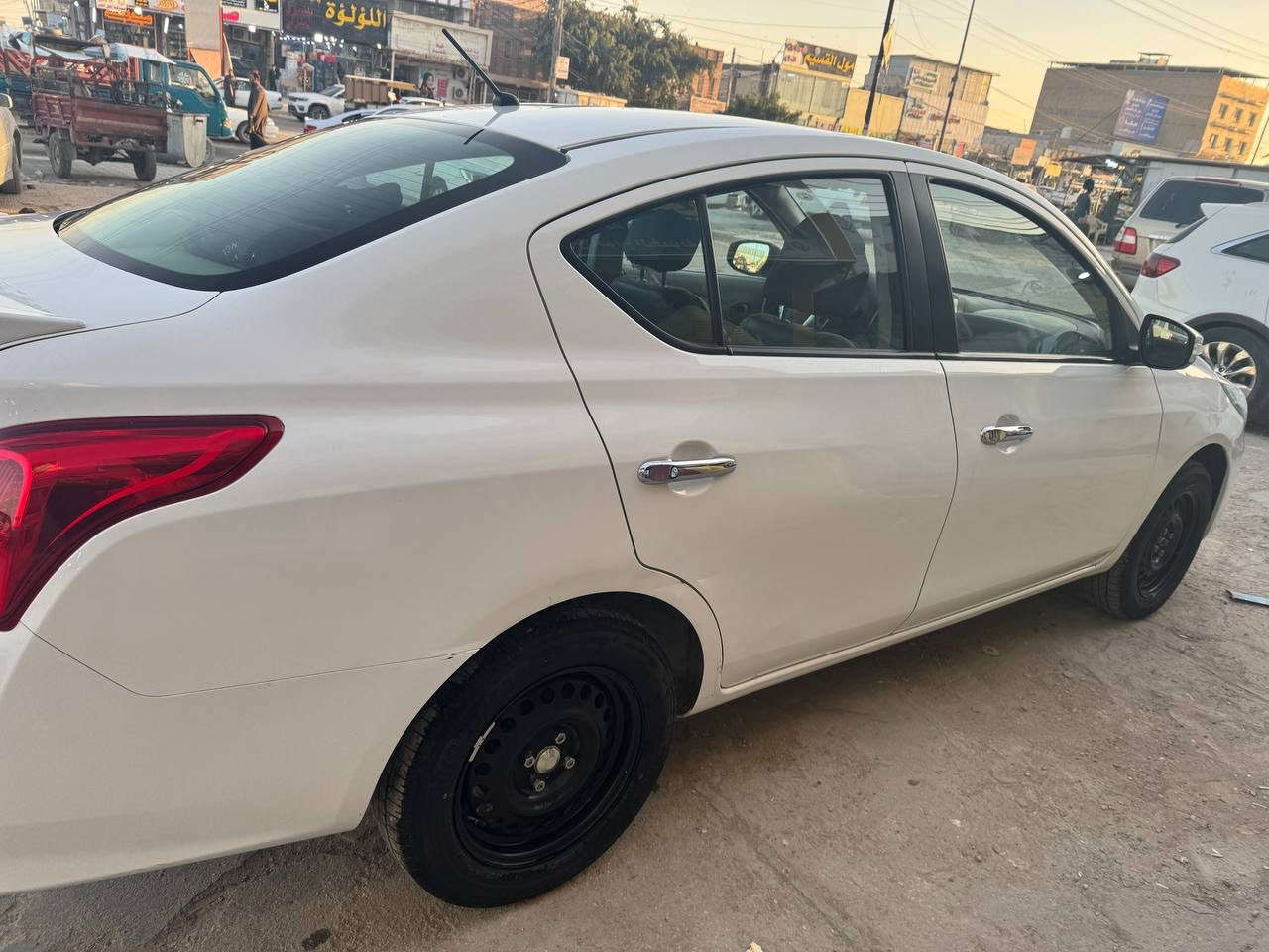 السلام عليكم
نسيان صني مصري مديل 2025
سياره نضيفه وحلوه
رقم اربيل 
اشاير مري شفط
تبريد قطعتين
شاشه بلادي
اقتصاديه
بيه ضرب خفيفه بل جاملخ خلفي موضح بل صوره
ماماشيه هواي بعده زيرو 22 الف
سياره بل نجف 
السعر 125 وبيه مجال قليل حك الجيه 
***********
