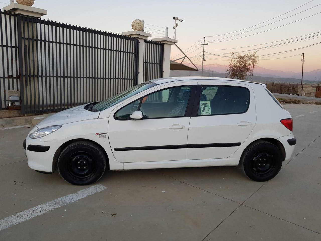 بیجۆ حەجم 307ئاڕم پلاستیک سلێمانی ئەوەلیاتو غرامە بەشەرت وەتەحویل بەغداد مواسەفات گێڕتۆماتیک وەحادی دەبڵ ئێرباگ تعدید سورعە تەبرید گەرموسارد ئاوینە کارەبایی دوجام کارەبای  نمونە لە جوانی چوارتایەی لۆک یەک دینار مە سروفی تێدانیە حیزام کورەیە دەحمولێدرانی نیە چاڵو شوختی نیە سعر 43گەڵاو محامەلە یەکی کەم گۆڕینە وەناکەم تەنیا فرۆشتن شوین سەنگەسەر  *********** بشدار, السليمانية
