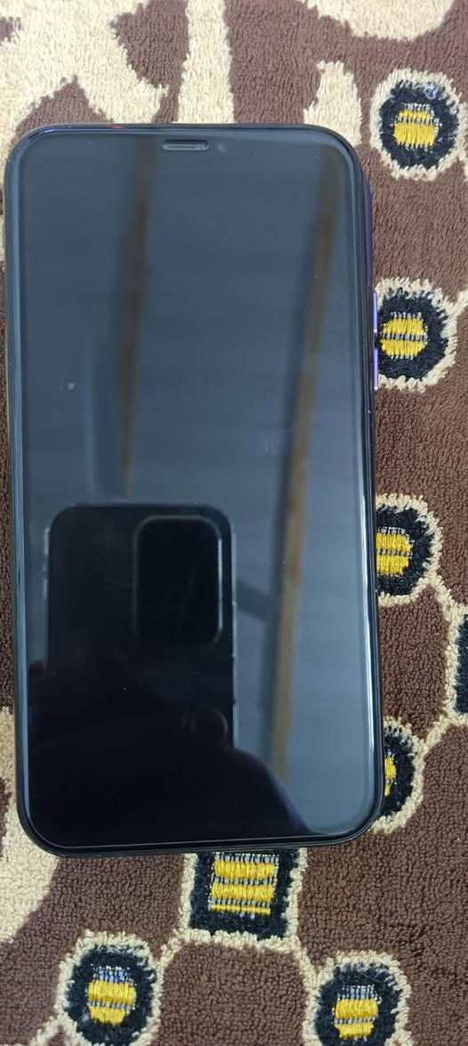 ايفون XRذاكره 128بطاريه 76   الجهاز مكفول من كلشي مداخل تصليح ابد بدون ملحقات فقط حافظه ولزكه للبيع رايده ب160 مكاني بغداد مدينة الصدر ***********
